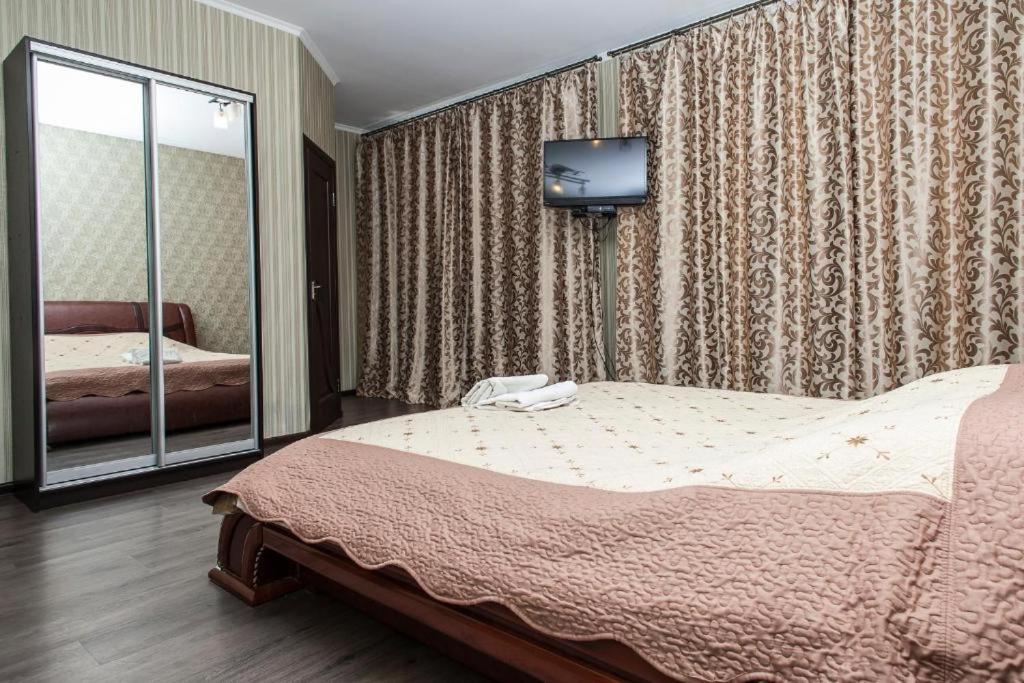 Chyhorinskyi Hotel كييف المظهر الخارجي الصورة